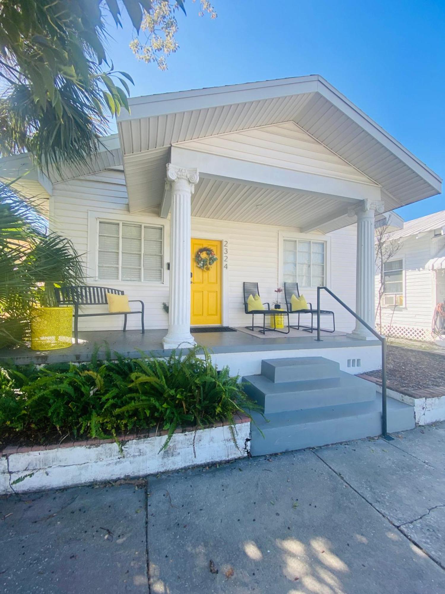 No Ho Yellow Door Bungalow Tampa Bagian luar foto