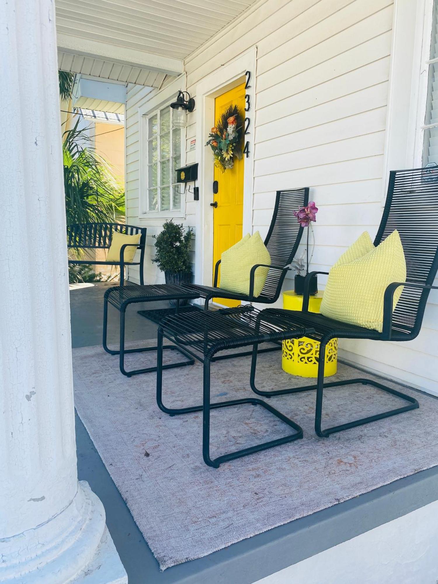 No Ho Yellow Door Bungalow Tampa Bagian luar foto
